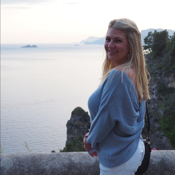 Meet your Posher, Elisabeth - Picture 2 of 8